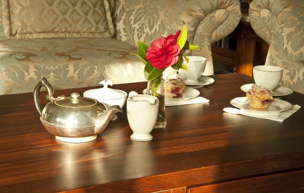 Whakaipo Lodge Taupo Ngoại thất bức ảnh