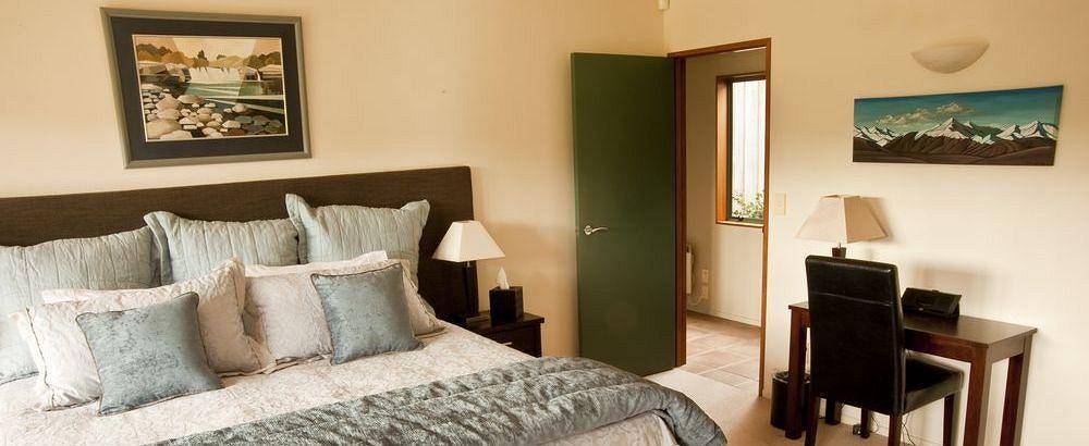 Whakaipo Lodge Taupo Ngoại thất bức ảnh